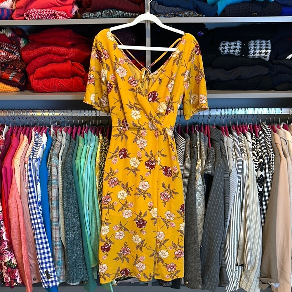 Blue Rain mustard/pink floral tie back v neck front slit short sleeve dress XS